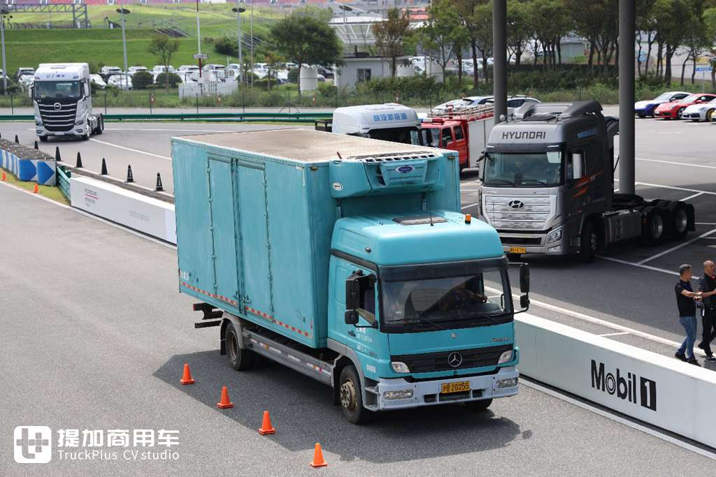 It’s hard to believe there are so many modified trucks in China; the STC Truck Culture Festival surprised me in so many ways!