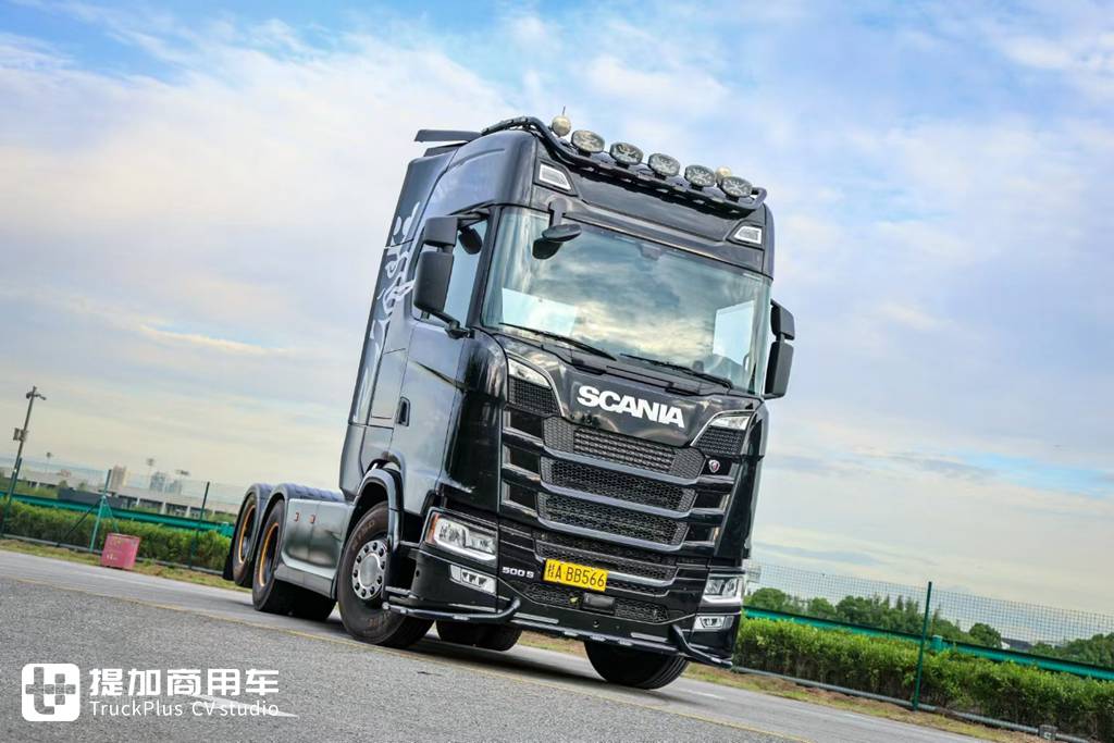 It’s hard to believe there are so many modified trucks in China; the STC Truck Culture Festival surprised me in so many ways!