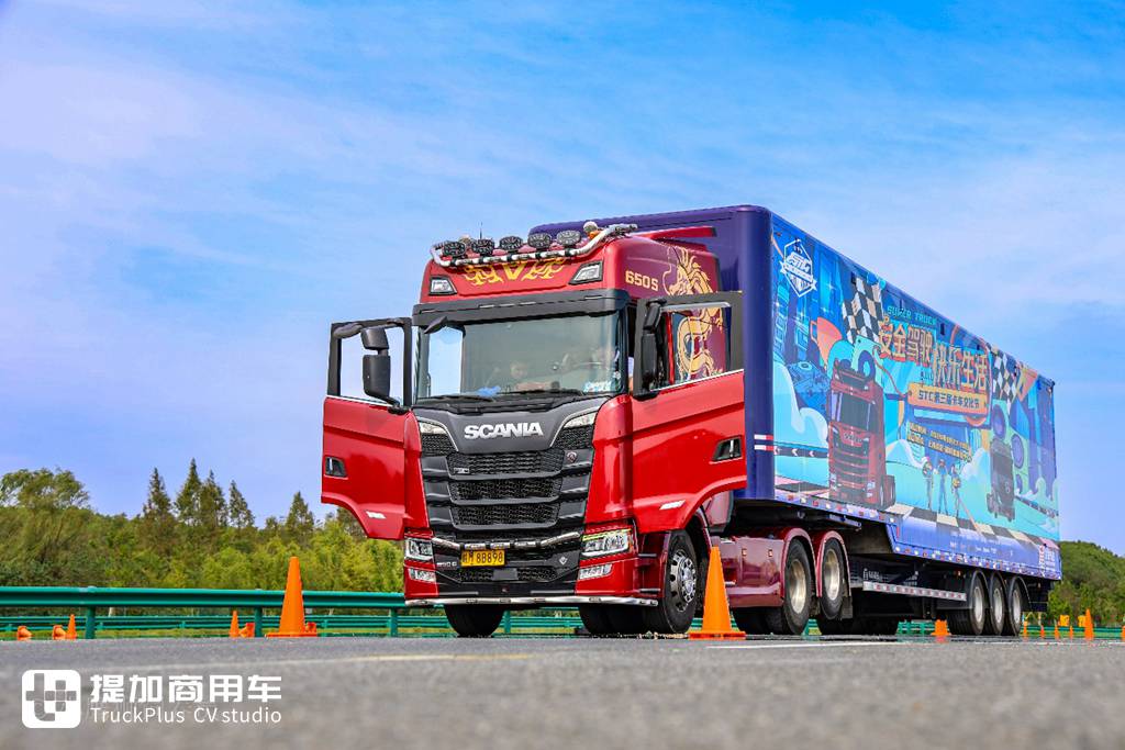 It’s hard to believe there are so many modified trucks in China; the STC Truck Culture Festival surprised me in so many ways!
