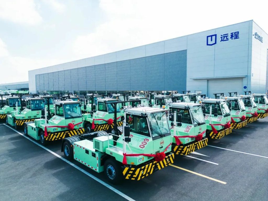 100 Farizon Pure Electric Offset Terminal Trucks Delivered to Zhejiang, Boosting Green Port Development