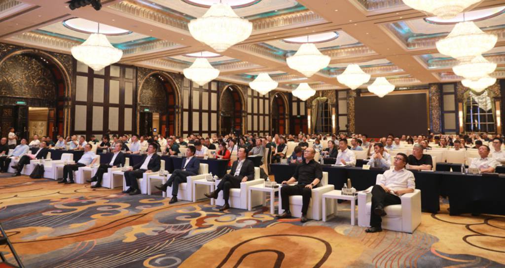 Focus on High-End, Intelligent, and Green Development | 2024 Logistics and Transport Vehicles Summit Held in Guangzhou