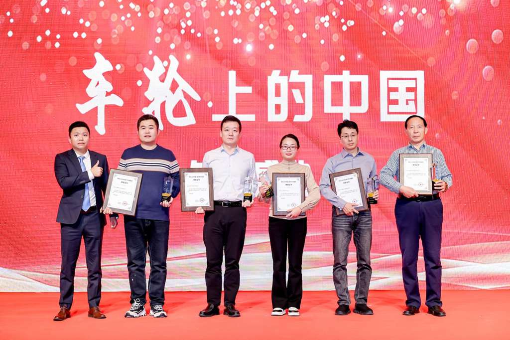 70 Years of Hard Work, Dongfeng Liuqi Wins Multiple Honors