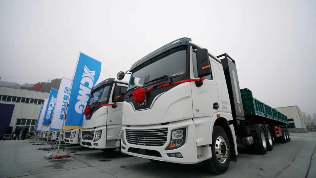 The Greenest Delivery! XCMG's Pure Electric Heavy Trucks Launched in Beijing