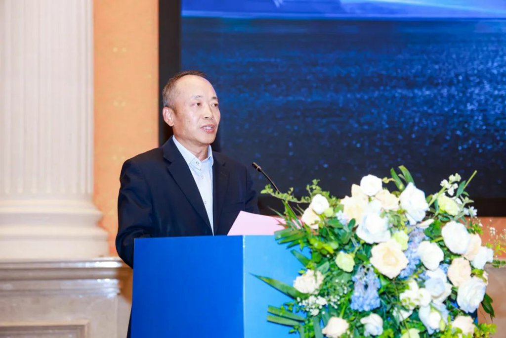 New Breakthrough! Yutong Heavy-duty Truck 600kWh New Model Makes Its Debut in "Jiangcheng Wuhan"!