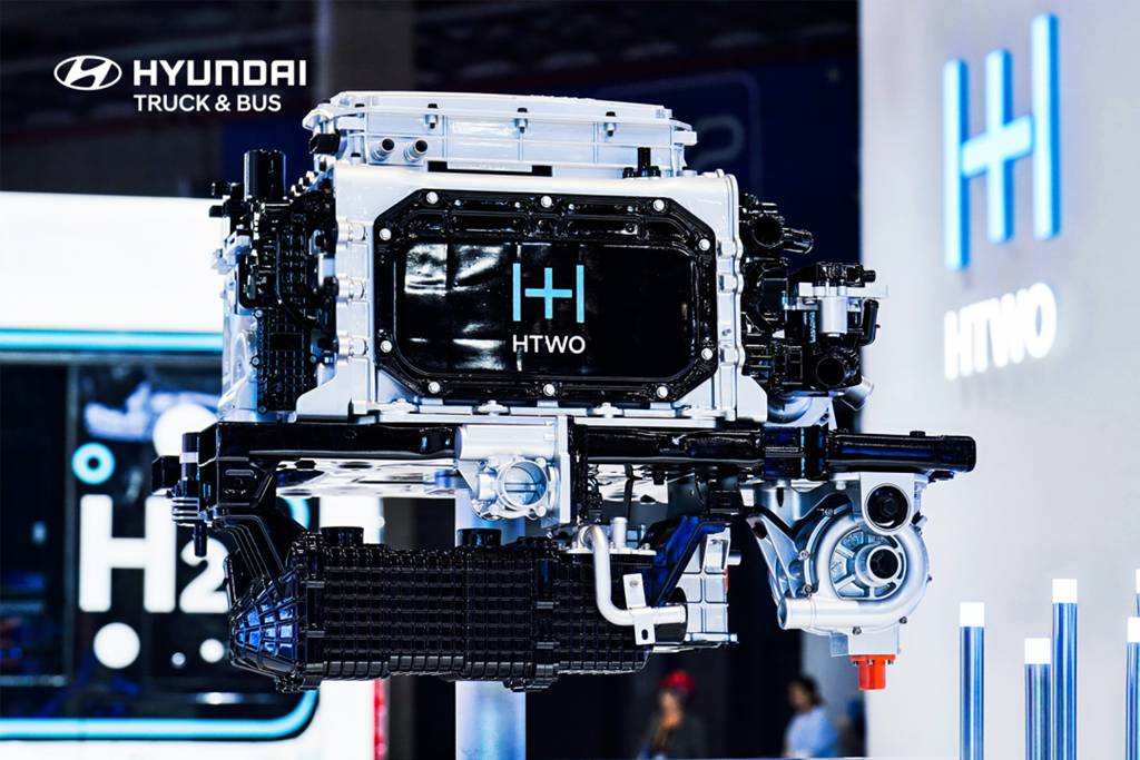 Leading the Future of Green Logistics: Hyundai Commercial Vehicle's MIGHTY Fuel Cell Shines at CIIE
