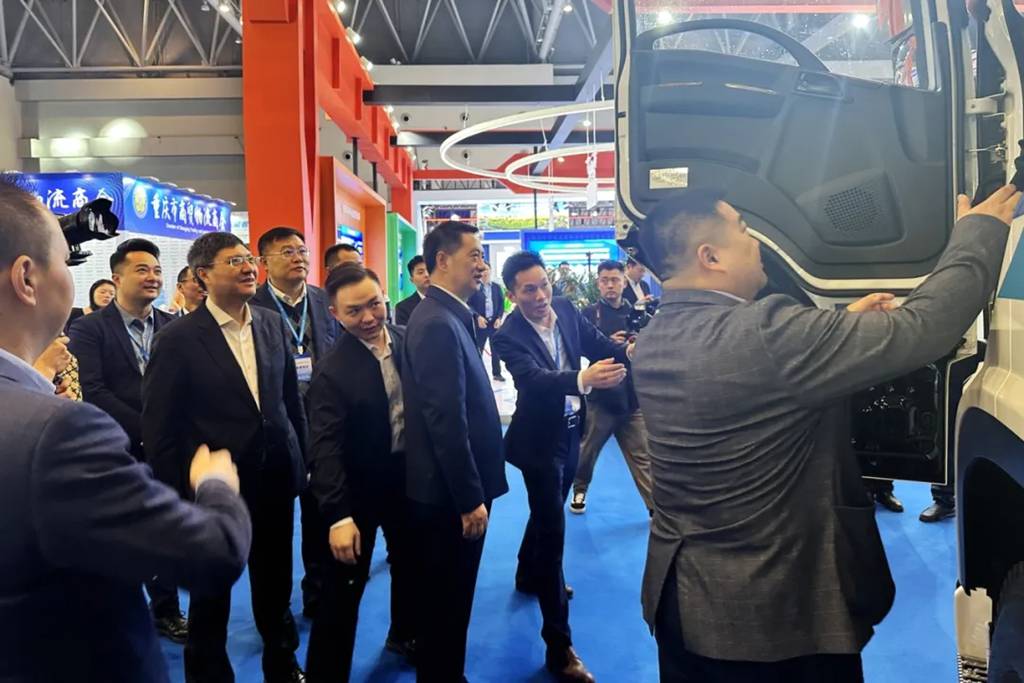 Three Hydrogen Fuel Cell Models from Qingling Shine at the 2024 Land-Sea New Corridor International Logistics Expo