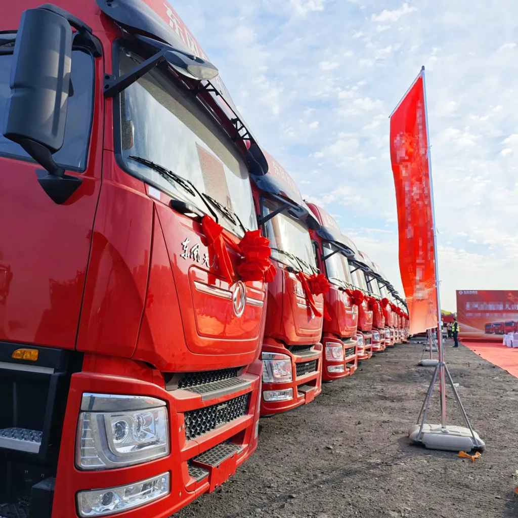 80 Dongfeng Tianlong Electric Traction Trucks Pave the Way for Green Transformation in Xinjiang