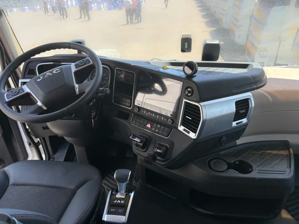Star Product | JAC Star X7 Creates a “Safety Fortress” for Hazardous Goods Transportation!