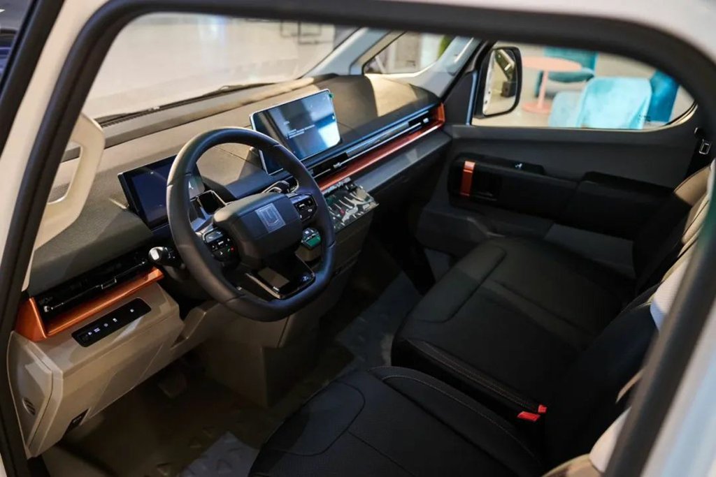 Farizon Super VAN Launched In Serbia European Debut Opens A New Farizon Super VAN Launched In Serbia European Debut Opens A New