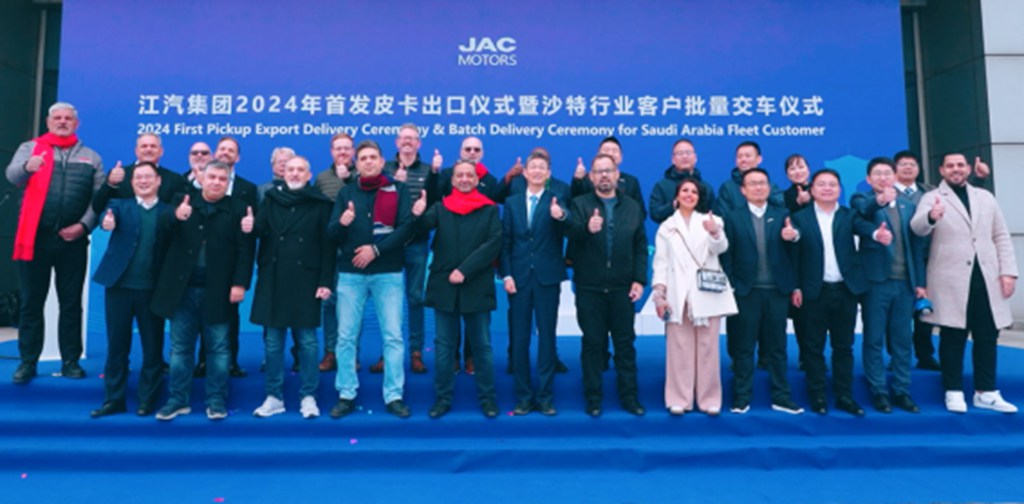 JAC Pickup Trucks: 44,200 Units Exported from January to October, Crowned China's No. 1 Pickup Exporter