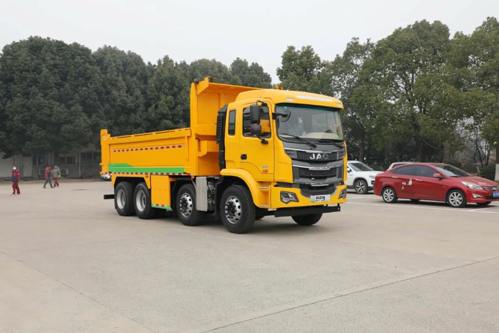 Star Product丨A Comprehensive Solution for Tipper Truck Applications: JAC Gallop 8×4 Tipper Truck Stands Out!