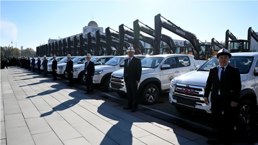 JAC Pickup Trucks: 44,200 Units Exported from January to October, Crowned China's No. 1 Pickup Exporter