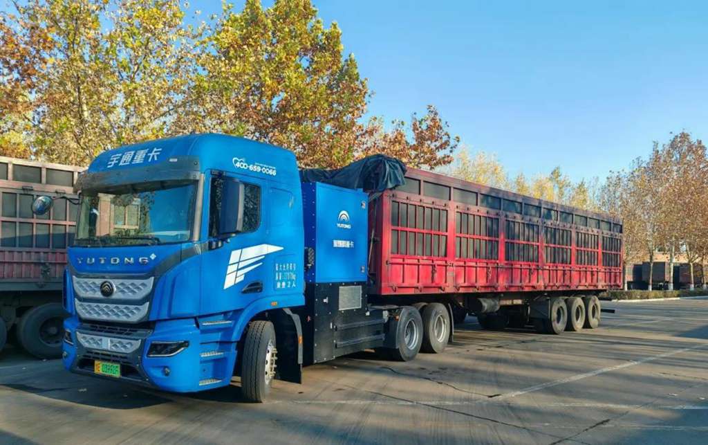 The First Batch of 30 Hydrogen Fuel Heavy Trucks Delivered! FTXT Joins Forces with Liyuan Group and Yutong Commercial Vehicles to Promote Hydrogen Vehicle Applications in Henan