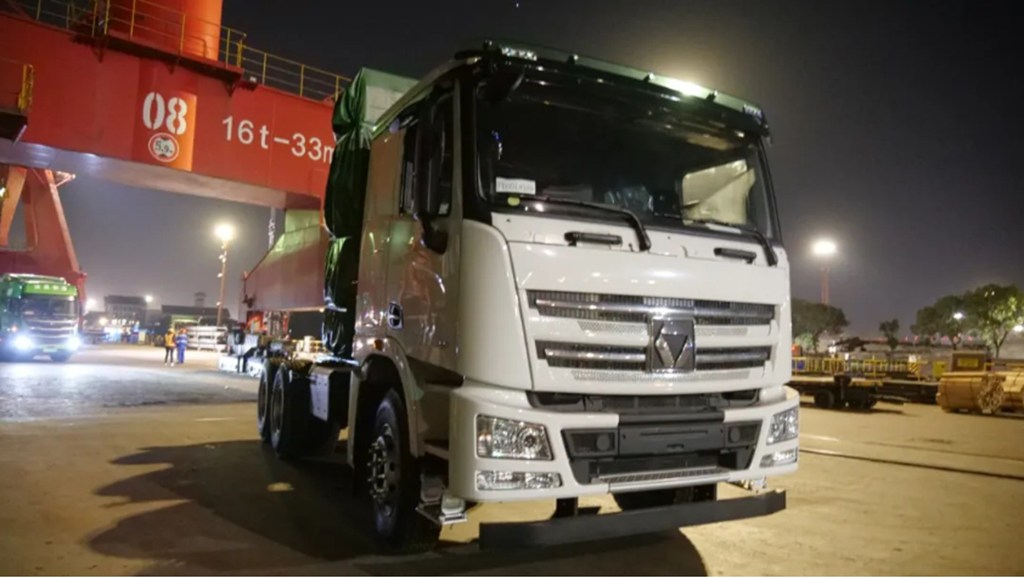 The World’s Favor! XCMG Pure Electric Heavy Trucks Lead Green Expansion Overseas