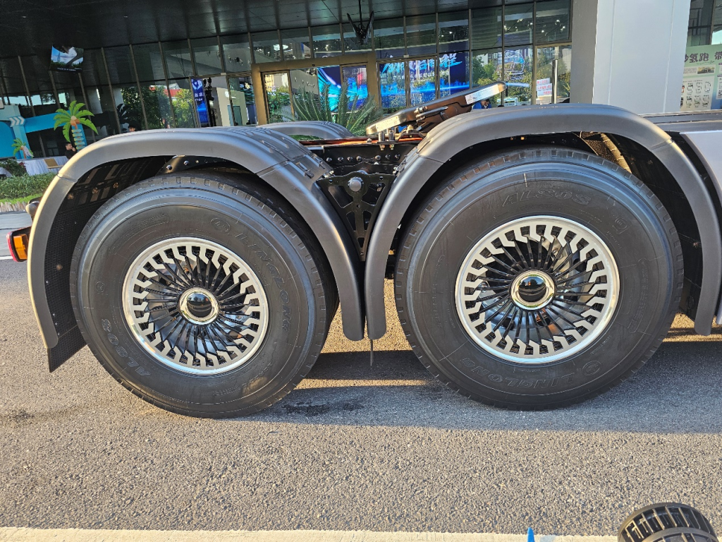 GAC’s First Commercial Vehicle: Stunning Design, Ultra-lightweight — A Closer Look at the GAC Commercial Vehicle T9