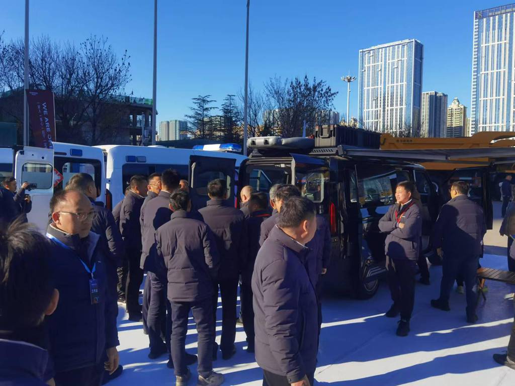 Sinotruk Officially Launches the All-New Light Bus Brand Vanguard V with a Full Range of Models