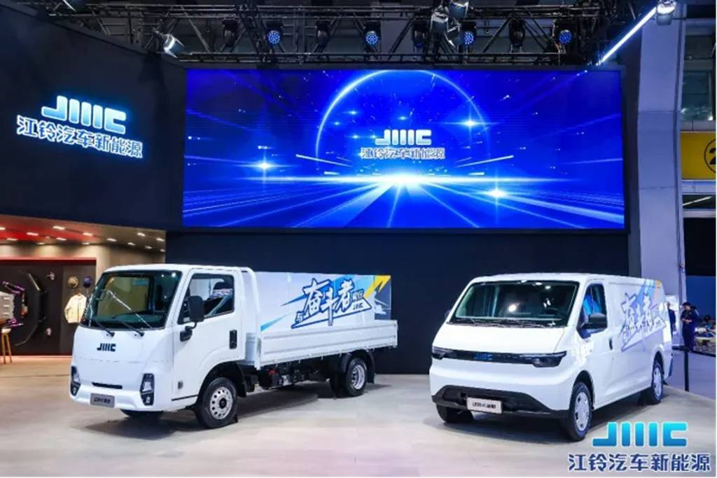 JMC E-Fushun & E-Shunda Officially Launched