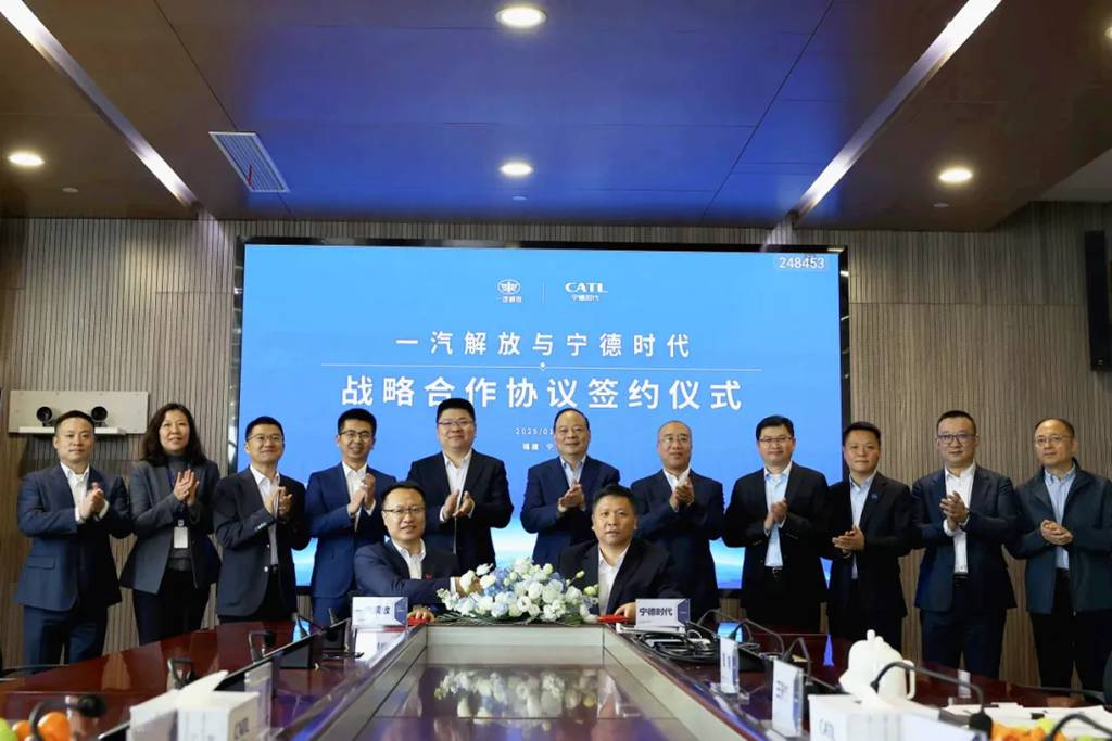 FAW Jiefang and CATL Deepen Strategic Cooperation