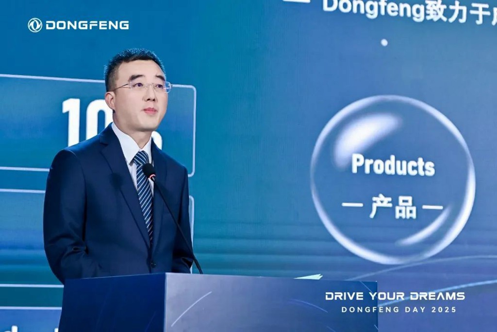 New Overseas Right-Hand Drive Vehicle Products of Dongfeng Commercial Vehicles Launched in the Southeast Asian Market!