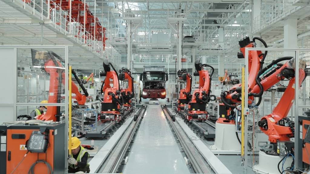 Driving High-Quality Development with Innovation: FAW Jiefang's Strong Start in 2025