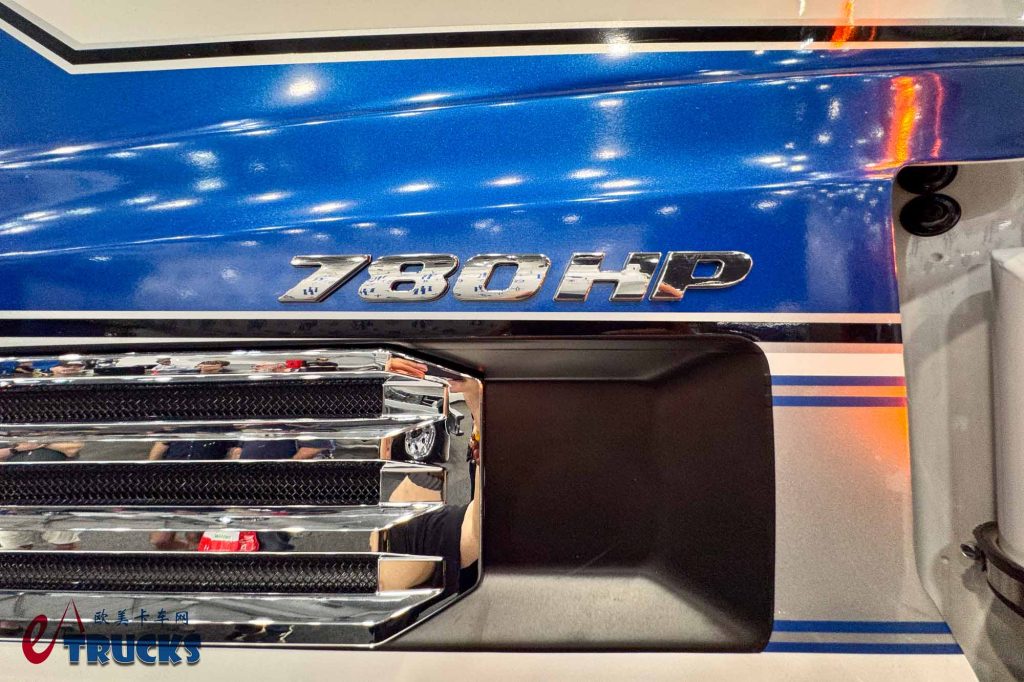 Experiencing the Power Feast of Long-Nose Trucks! And American Cab-Over Trucks? A Tour of the 2025 Brisbane Truck Show · American Trucks Edition