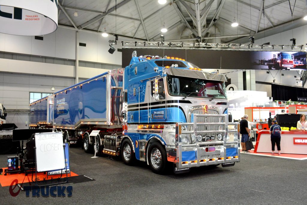 Experiencing the Power Feast of Long-Nose Trucks! And American Cab-Over Trucks? A Tour of the 2025 Brisbane Truck Show · American Trucks Edition