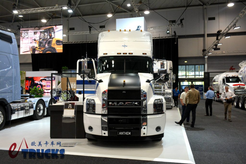 Experiencing the Power Feast of Long-Nose Trucks! And American Cab-Over Trucks? A Tour of the 2025 Brisbane Truck Show · American Trucks Edition