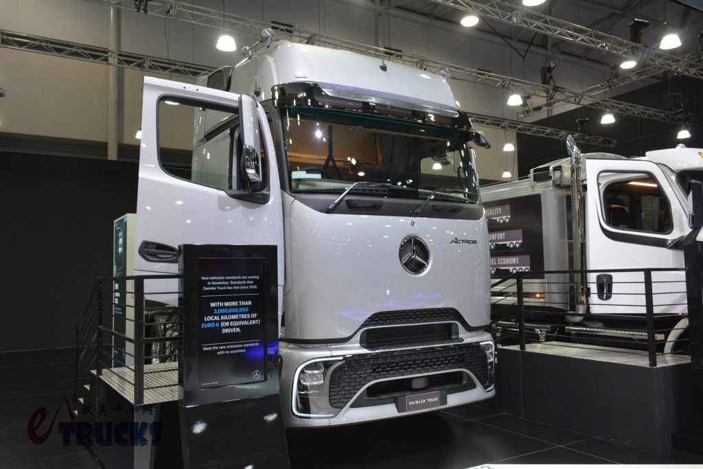Touring the 2025 Brisbane Truck Show · European Trucks Edition: The New Generation Tatra Phoenix and Iveco Dual-Drive Models Unveiled