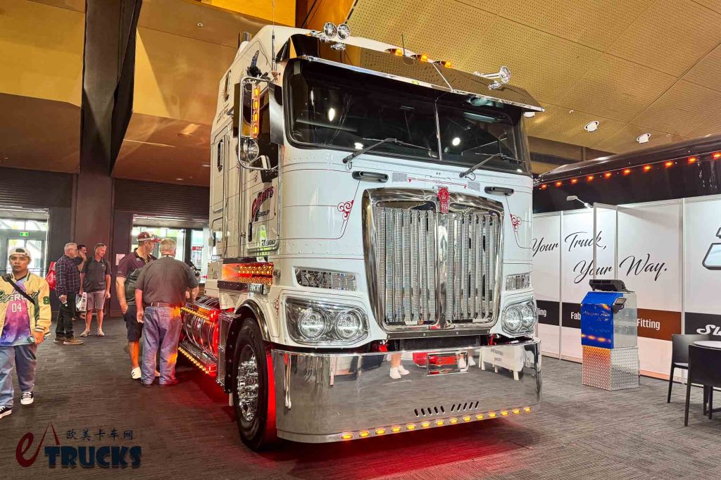 Experiencing the Power Feast of Long-Nose Trucks! And American Cab-Over Trucks? A Tour of the 2025 Brisbane Truck Show · American Trucks Edition