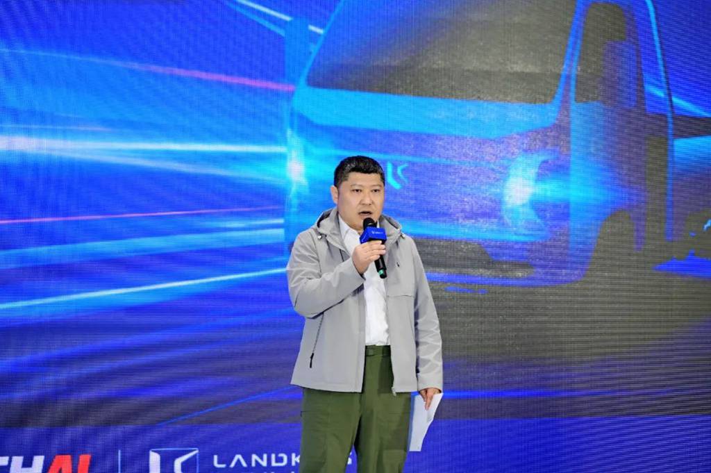 The New-generation Pure Electric Small Truck, Weichai Landking X1, Is Launched Nationwide!