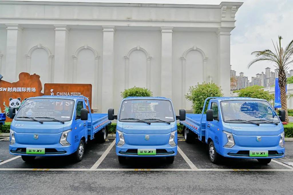 The New-generation Pure Electric Small Truck, Weichai Landking X1, Is Launched Nationwide!