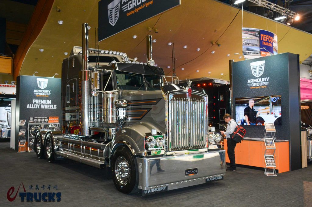 Experiencing the Power Feast of Long-Nose Trucks! And American Cab-Over Trucks? A Tour of the 2025 Brisbane Truck Show · American Trucks Edition