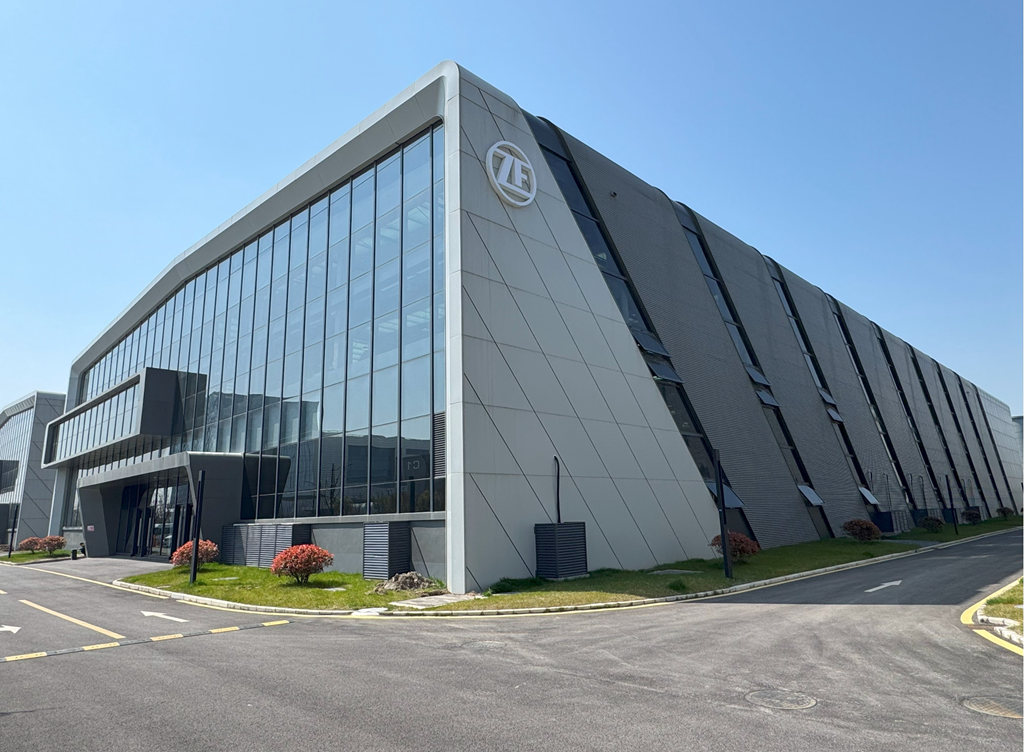ZF Aftermarket Remanufacturing Center Sets Sail in Lingang, Mapping a New Landscape for Asia-Pacific Circular Economy