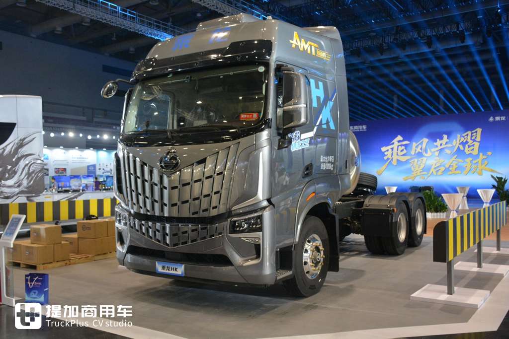 5% Gas Saving, New Experience of High-end Gas Vehicles: Live Shooting of Chenglong HK 630hp LNG Tractor
