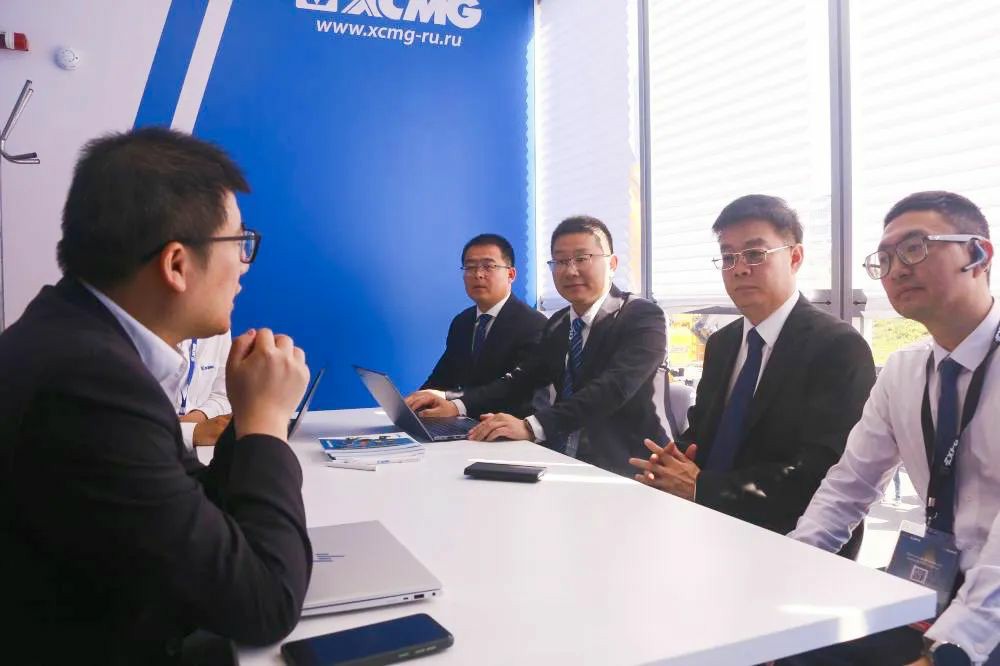 Yuchai and XCMG Sign Strategic International Cooperation Agreement