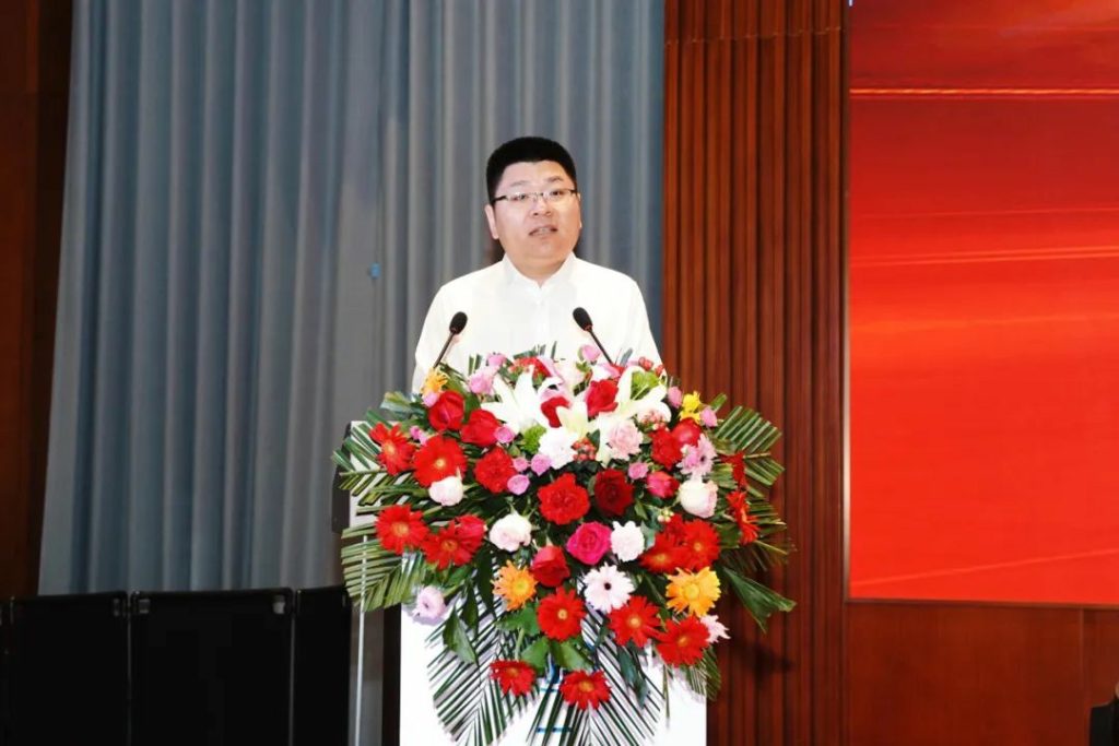 FAW TRUCKS T-shift 12-speed AMT Product Launch Conference and 2025 Beijing-Tianjin-Hebei 10,000-Vehicle Celebration Held in Grand Style