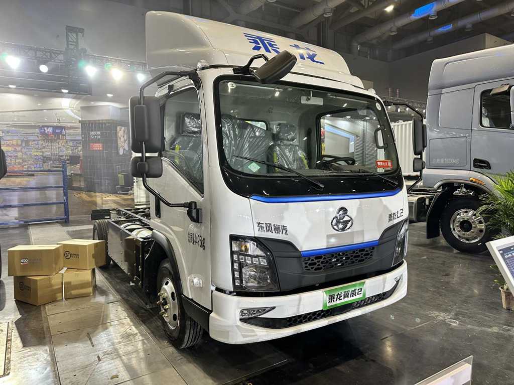 580km Long Range, ≤6.67kg Gas Consumption per 100km: Chenglong Yiwei 2 CNG Extended-Range Light Truck is Here!