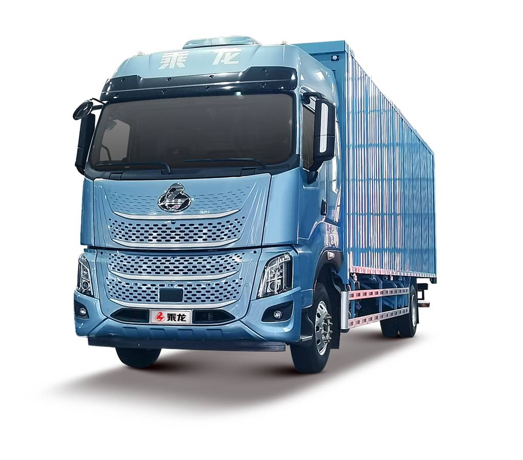 Hexagonal Power Unleashed! Chenglong H7 Pro Single-Axle Truck Dominates the Timeliness Battlefield of Cold Chain and Express Delivery