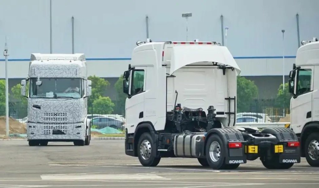 Is the new Scania truck spy photo appearing again at Rugao Factory in China the next-generation Scania truck or an exclusive model built for China?
