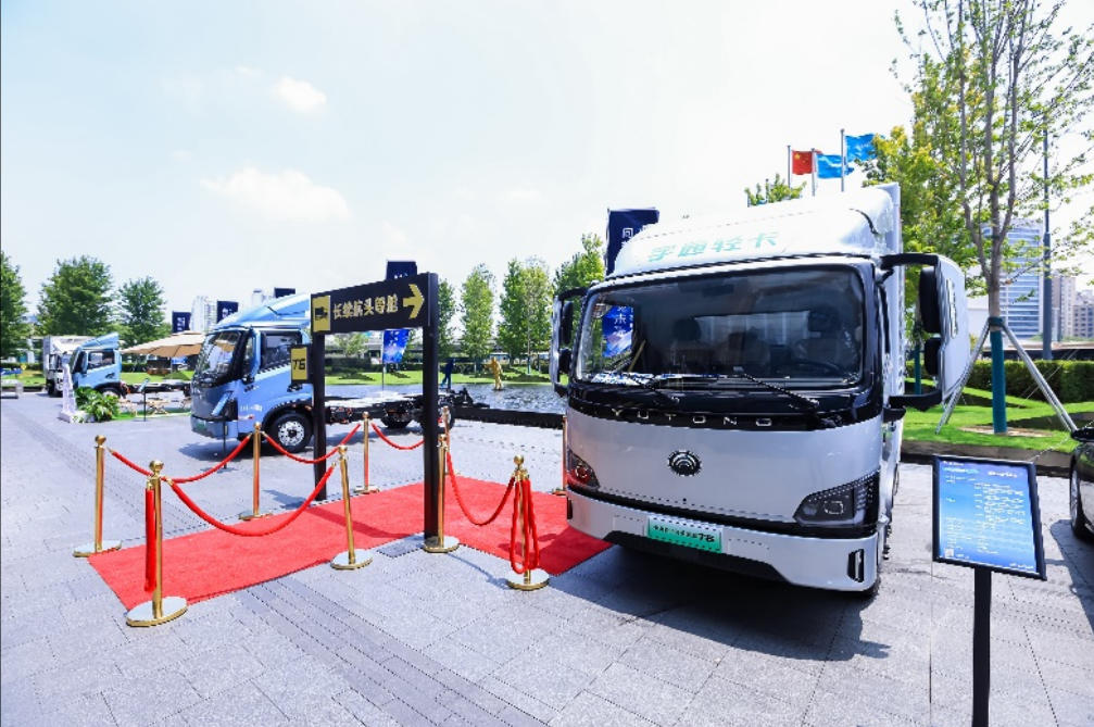 Yutong Light Truck High-End Flagship T6 Launches, Redefining the Value Benchmark of New Energy Commercial Vehicles