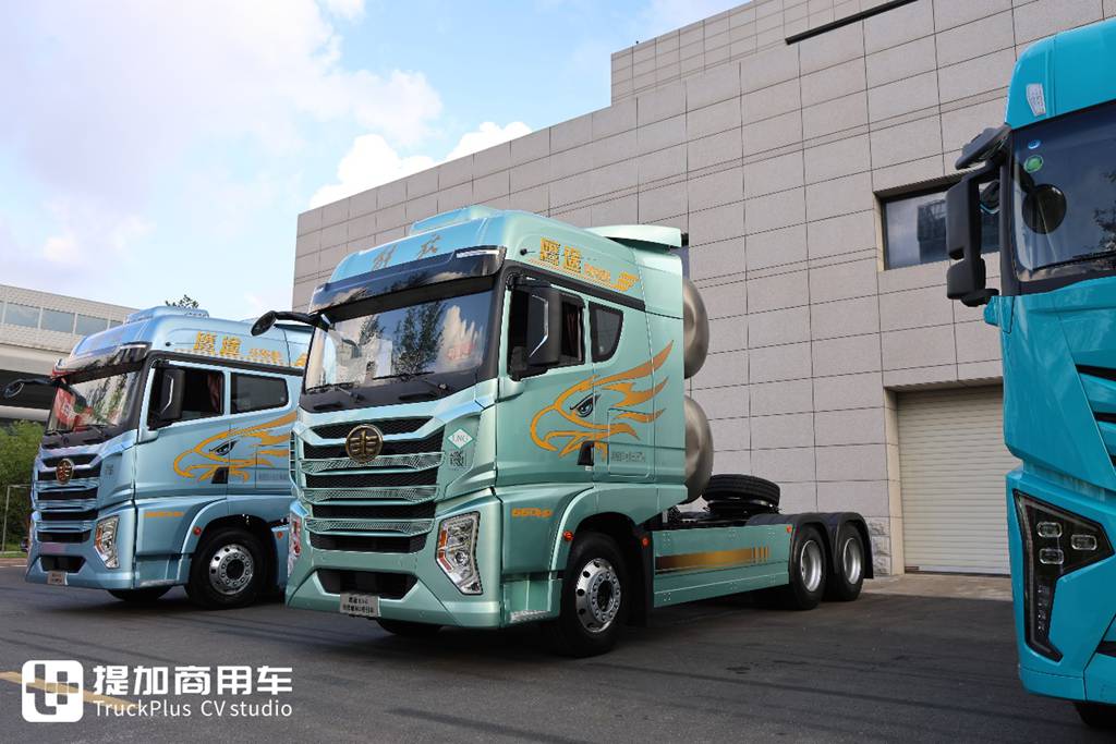 New Eagle Array products released, YingTu adds three more models, Live shots of exhibited vehicles at FAW Trucks QingDao mid-year conference