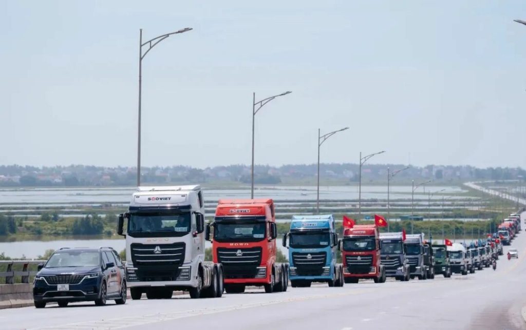 Sinotruk’s Monthly Heavy-Duty Truck Exports Reach 15,000 Units, Breaking the Industry Record Again