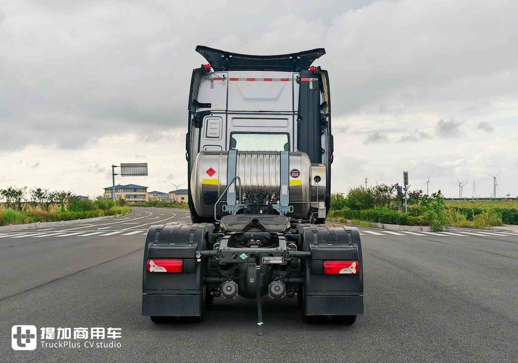 Domestic Scania 4-Axle Truck Chassis Debuts! Is HOWO’s New-Generation Natural Gas Heavy-Duty Truck Coming? A Review of Outstanding Models in the MIIT 400th Batch of the Announcement