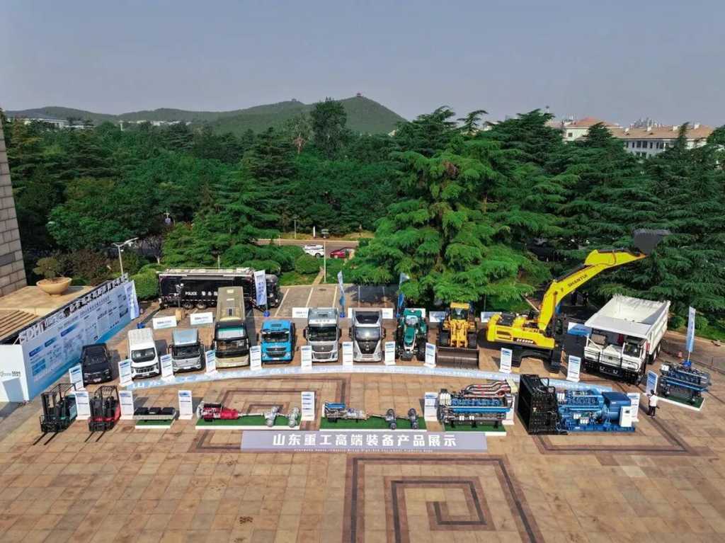 Sinotruk’s Monthly Heavy-Duty Truck Exports Reach 15,000 Units, Breaking the Industry Record Again