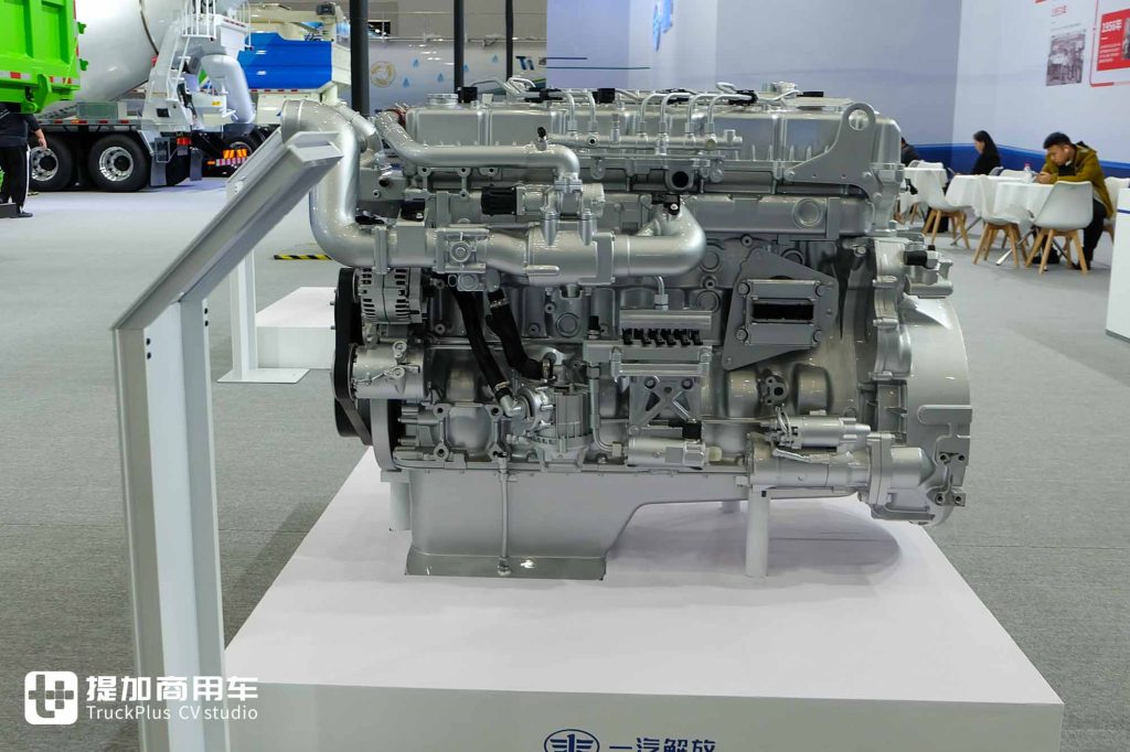 2025 CCVS | 5 New Energy Trucks Debut, Plus 30+ Cultural and Creative Products? Explore FAW trucks’ Booth