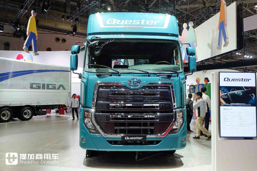2025 Japan Mobility Show | New Giga Debuts, UD Trucks Models Stand Out, On-Site Photos of ISUZU Group’s Exhibits