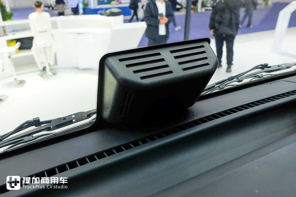 Subverting Traditional New Energy Light Trucks! What Makes JAC Trucks Kunpeng ET9 Stand Out with Its Low - Drag Wedge - Shaped Body and Spacious Cab?