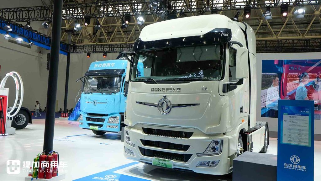 2025 CCVS | Tianlong GX Intelligent Driving Model Stands Out, Hybrid & Megawatt Ultra-Fast Charging Debut! A Look at Dongfeng Commercial Vehicles’ Exhibition Lineup