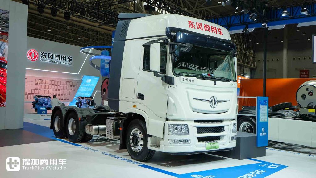 2025 CCVS | Tianlong GX Intelligent Driving Model Stands Out, Hybrid & Megawatt Ultra-Fast Charging Debut! A Look at Dongfeng Commercial Vehicles’ Exhibition Lineup