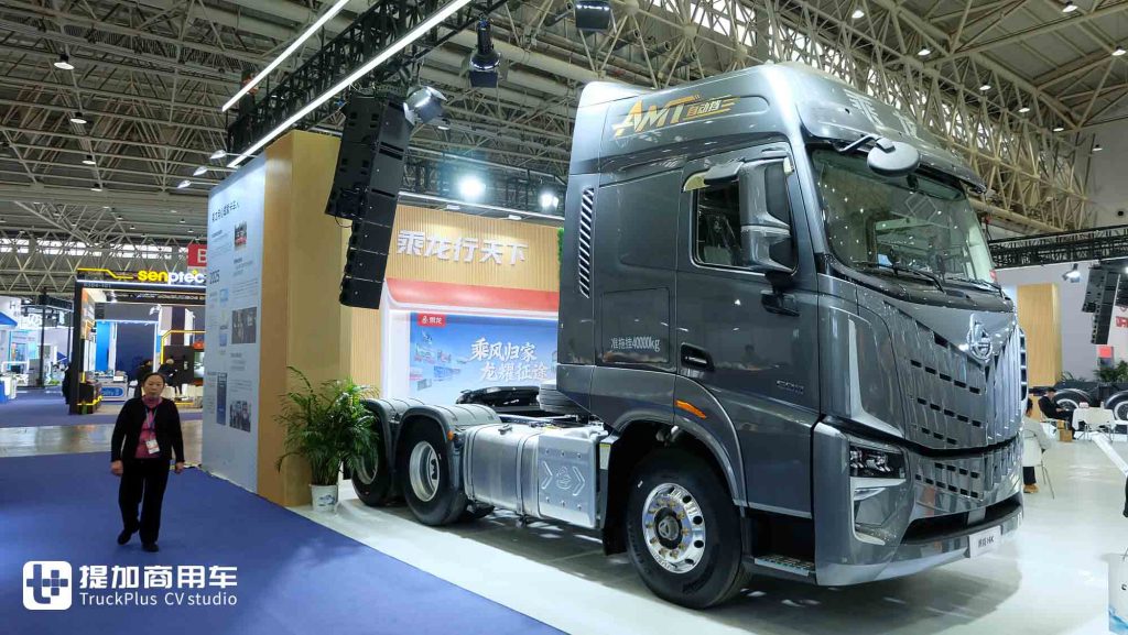 2025 CCVS | 50% New Energy! Chenglong HK, H7 Pro High-End Models Debut, A Look at Dongfeng Liuzhou Motor Chenglong’s Exhibits